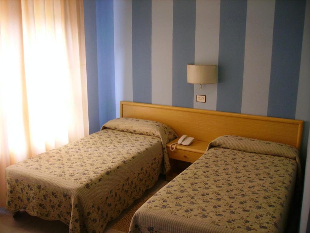 Hotel Valle Del Jerte Los Arenales 客房 照片