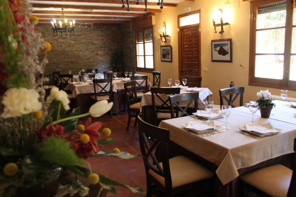 Hotel Valle Del Jerte Los Arenales 外观 照片